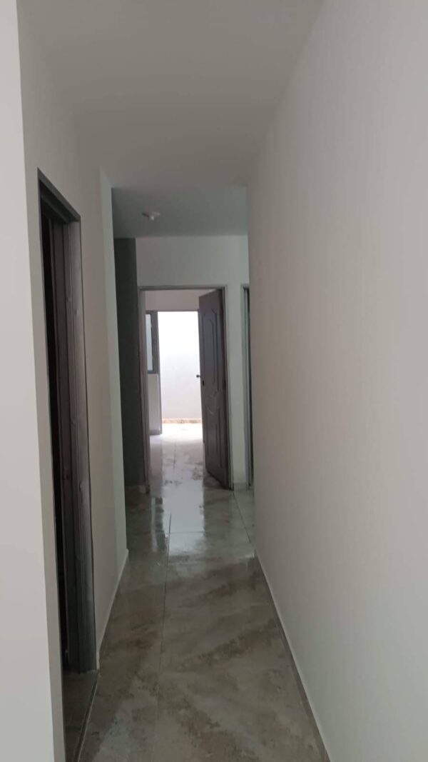Se vende casa en Zarzal valle. Barrio el jardín muy céntrica a todo - Image 2