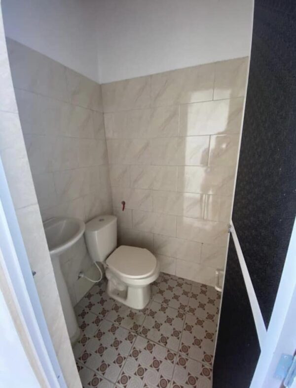 Alquiler de casa en ZARZAL VALLE. Segundo piso barrio puertas del sol etapa 2 - Image 3